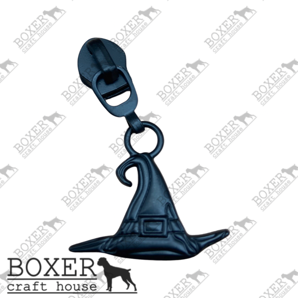 Witch Hat #5 Zipper Pull