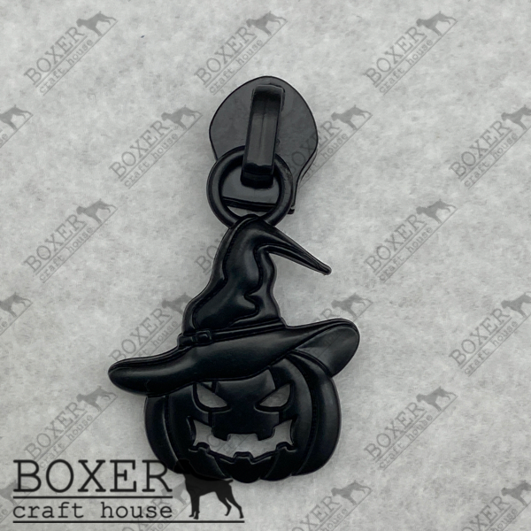 Enchanted Pumpkin #5 Zipper Pull