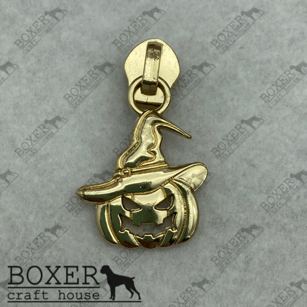 Enchanted Pumpkin #5 Zipper Pull