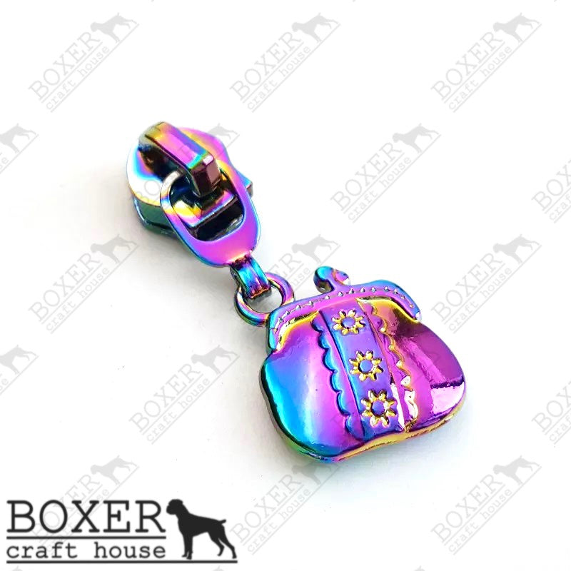 Purse #5 Zipper Pull