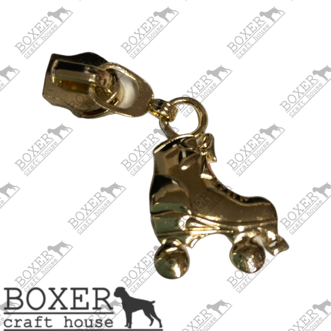 Roller Skate #5 Zipper Pull