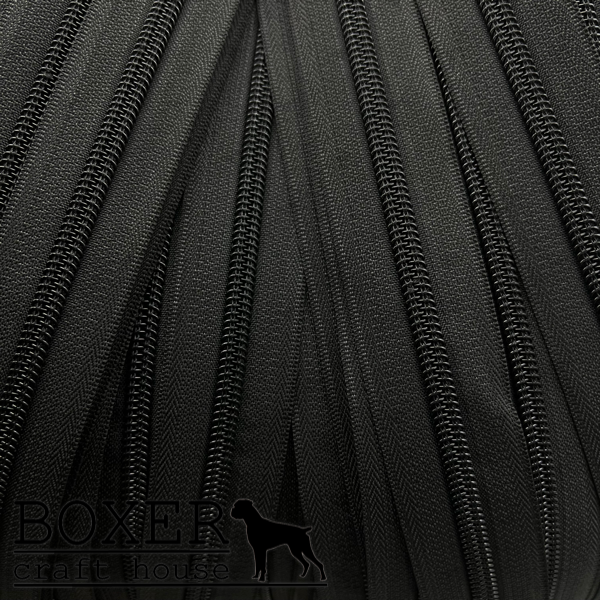 Nylon #5 Zipper - Matte Black Coil Black Tape