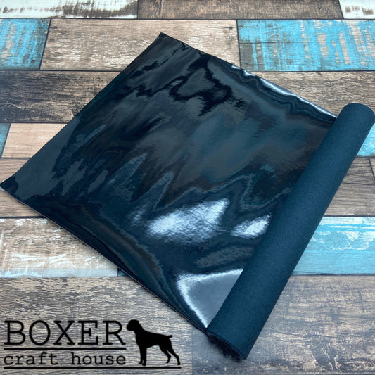Black Wet look, Black Faux Leather, Embroidery Vinyl, Sewing Faux Leather, Wet Look, Vinyl, Black Faux Leather, Bag makers faux leather, Boxer Craft House Faux Leather, USA company, Purse making material, Wet Look Material Quality Faux Leather, Black Faux Leather