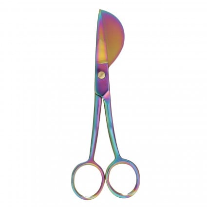 The micro-serrations will hold your fabric in place with no pushing and no snagging giving you a clean and accurate cut on all your appliqué cutting. Tula Pink Scissors