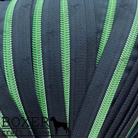 Nylon #5 Zipper - Green Coil Black Tape